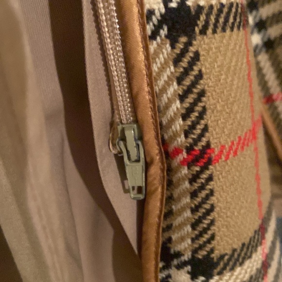 COPY - EUC. Luxury Classic Burberry 🧥Coat (unisex) - Picture 7 of 9